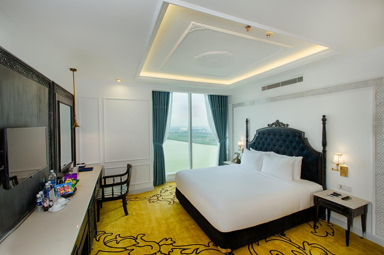 Fivitel Da Nang Hotel Bagian luar foto