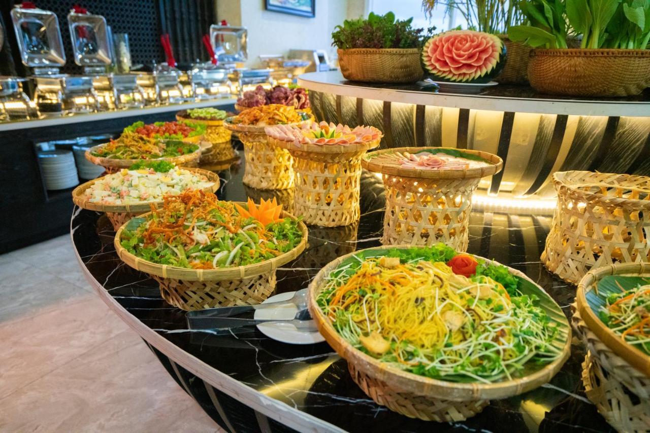 Fivitel Da Nang Hotel Bagian luar foto